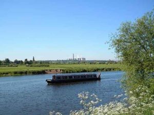 Burton on Trent River Trent Staffordshire