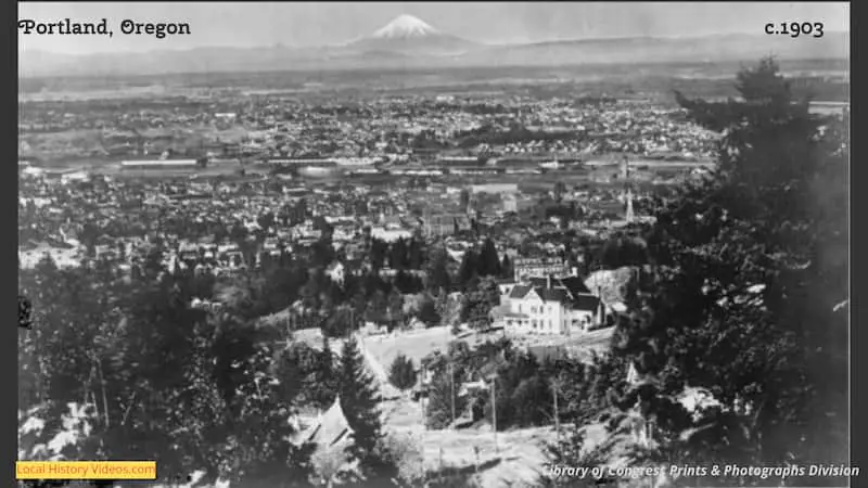 Old photo of Portland Oregon in 1903