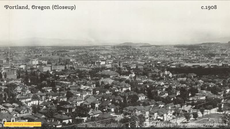 closeup of an old photo of Portland Oregon around 1908