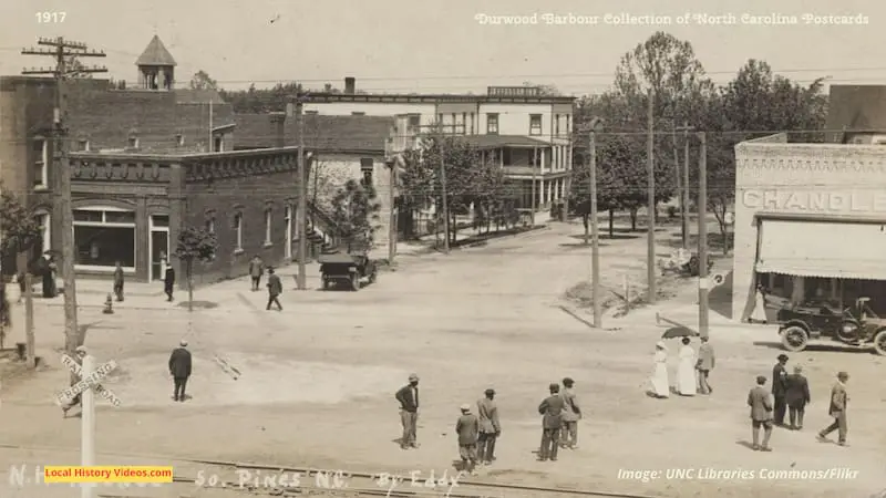 Old postcard of New Hampshire Avenue in Southern Pines, North Carolina