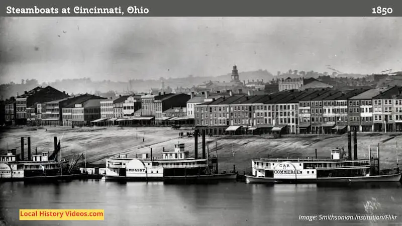Old photo of the steamboats at Cincinnati, Ohio, taken in 1850