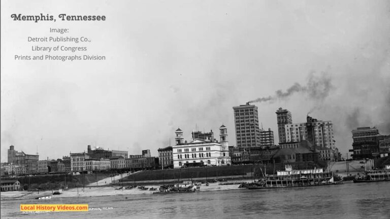 Old photo of the riverfront at Memphis, Tenneessee, probably taken in the early years of the 20th century