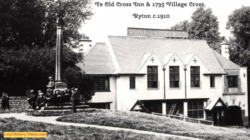 Closeup of an old photo of Ye Old Cross Inn and the 1795 Village Cross in Ryton, taken around 1910