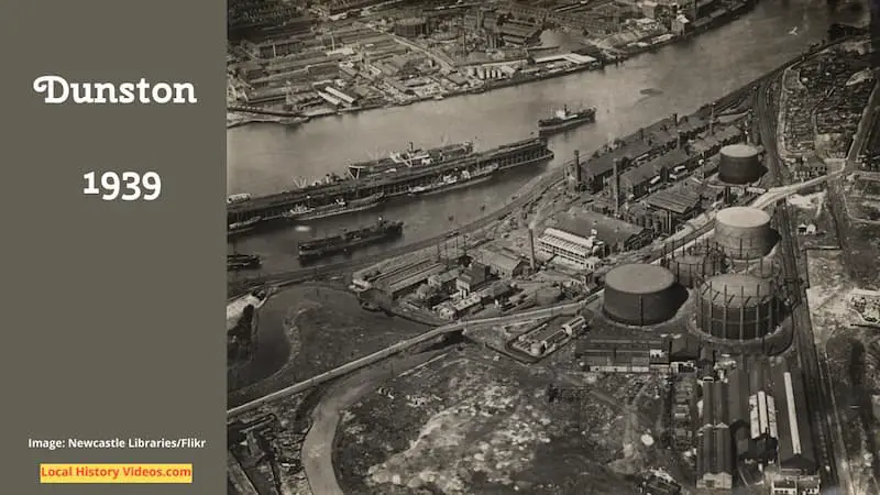 Old aerial photo of the Dunston industrial area next to the River Tyne, taken in 1939