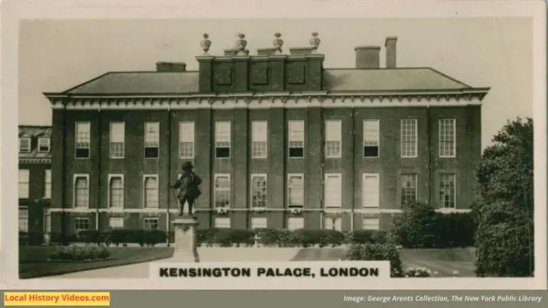 Old Cigarette Card of Kensington Palace London England