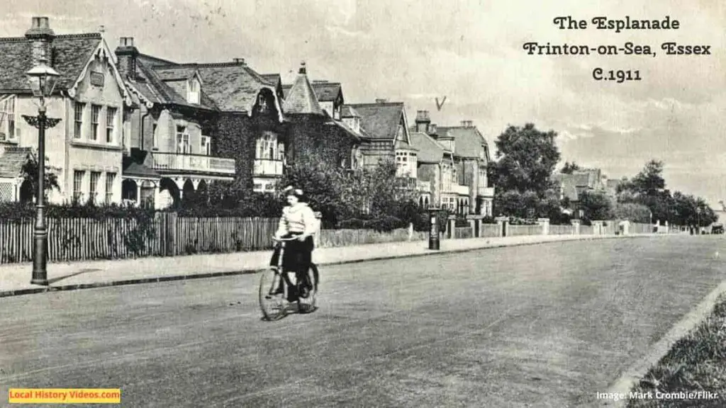 Old photo postcard of the Esplanade Frinton-on-Sea c1911