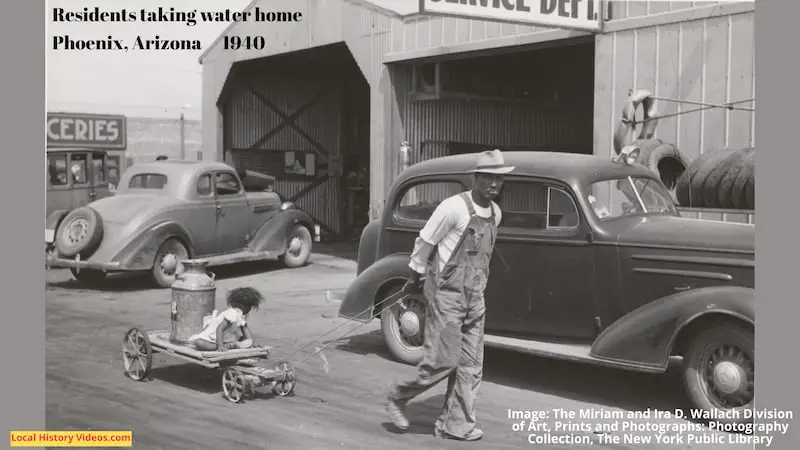 Residents taking water home in Phoenix Arizona 1940