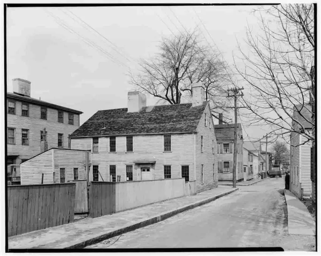 Old photo of Highway Cut-off Demolition Area, Summer, Winter, High & Merrimac Streets, Newburyport, Essex County, MA