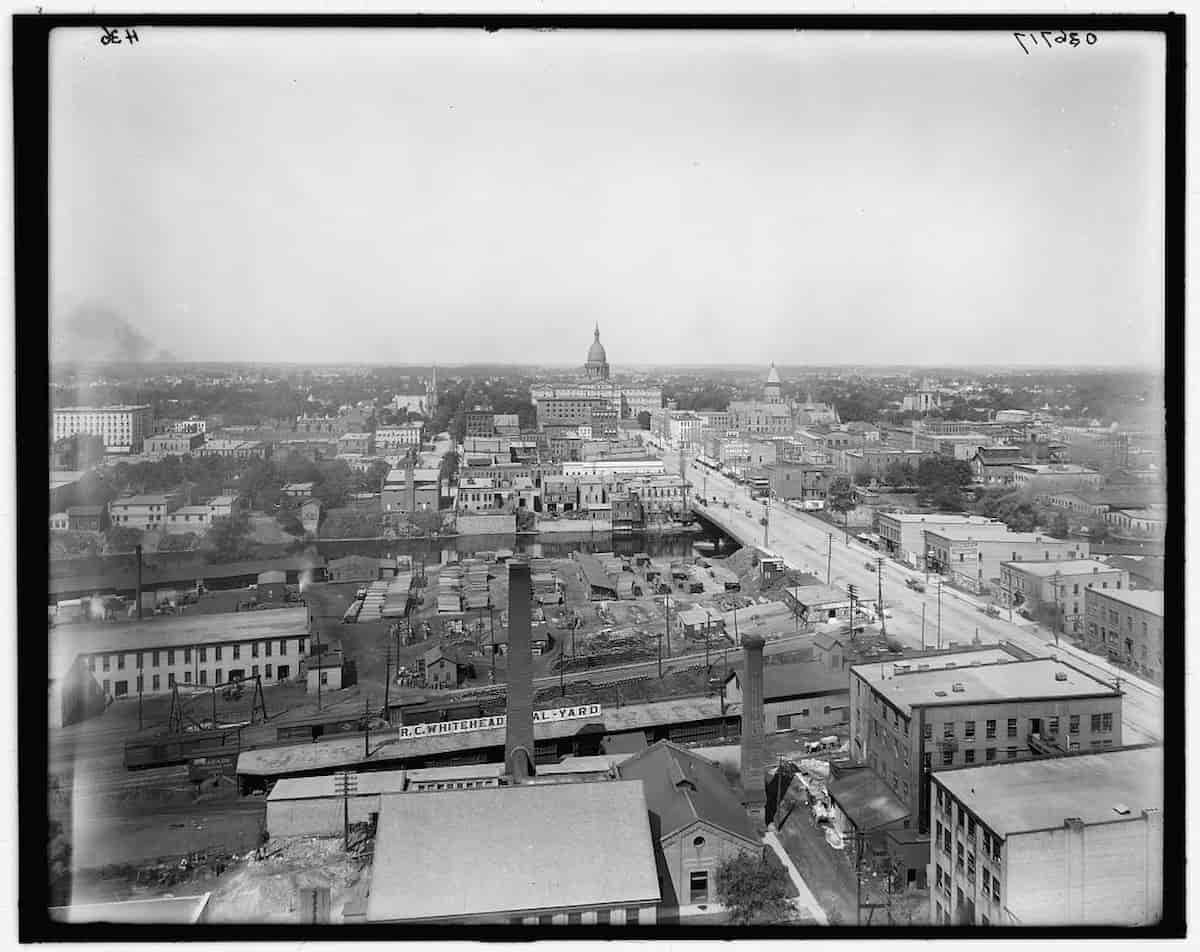 Old photo of Lansing Michigan from a tower, taken sometime between 1905 and 1920