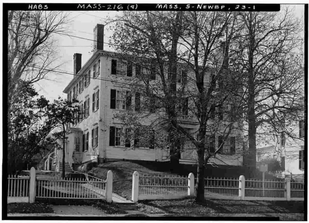 Old photo of Moulton Place, 89-91 High Street, Newburyport, Essex County, MA