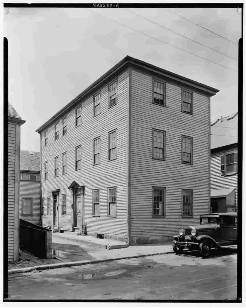 Old photo of Regan House, 7 Birch Street, Newburyport, Essex County, MA