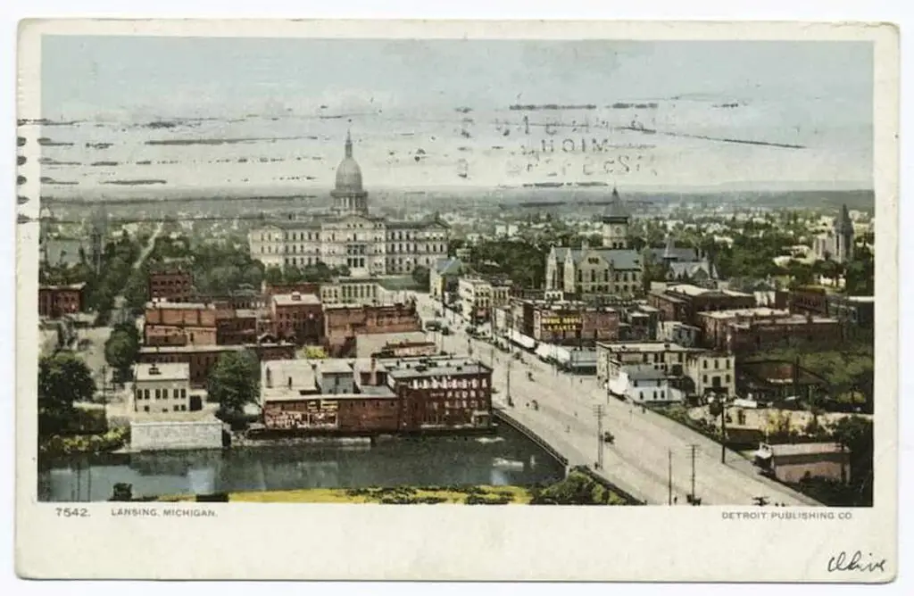 Old postcard of Lansing. Michigan, circa 1903