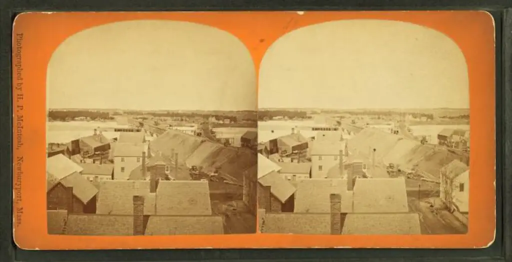 Old stereograph image of a birds-eye view of Newburyport Mass