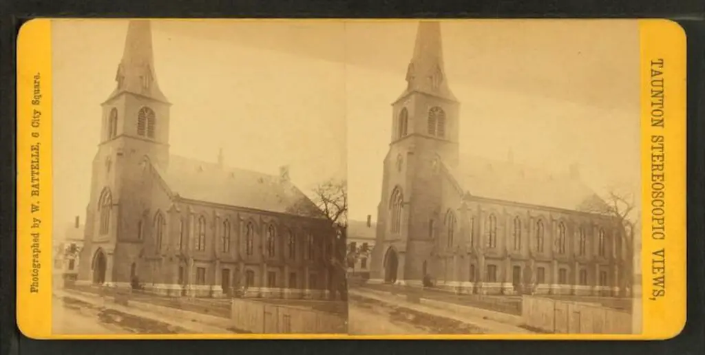 Old stereograph image of the Baptist Church in Taunton, Massachusetts