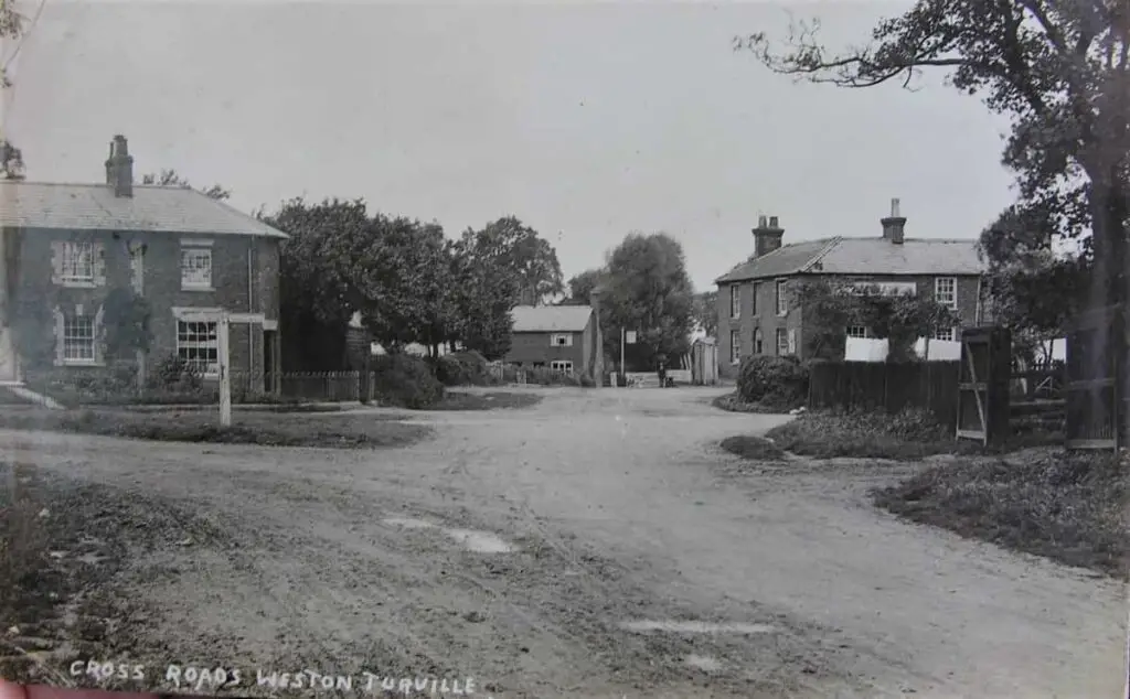 Old photo postcard of the Cross Roads at Weston Turville, Buckinghamshire, circa 1911