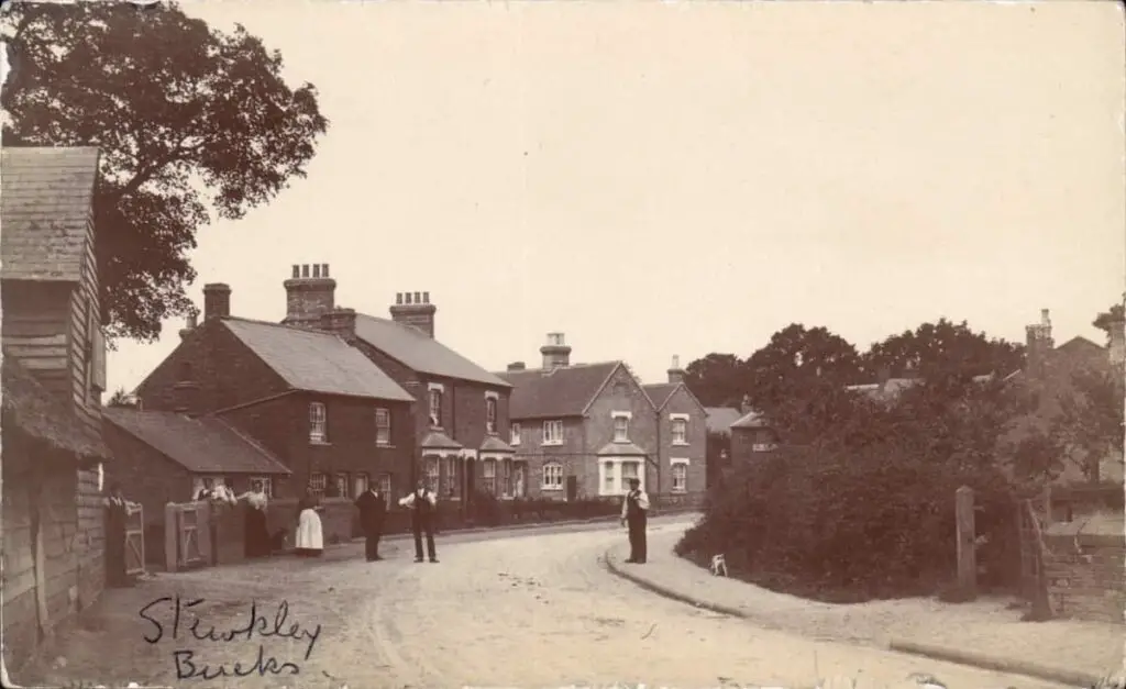Vintage postcard of Stewkley, Buckinghamshire, circa 1910