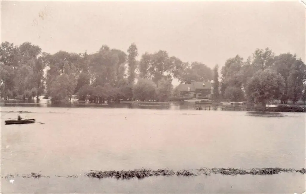 Vintage postcard of flooding at Holywell, Cambridgeshire