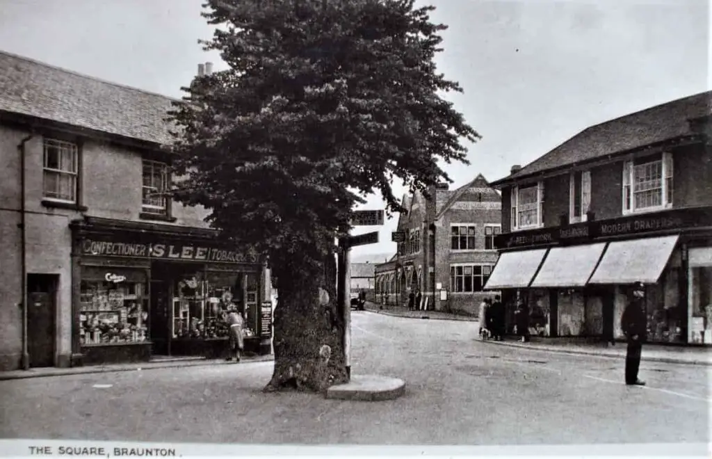 Vintage postcard of the Square at Braunton, Devon, England, in 1934