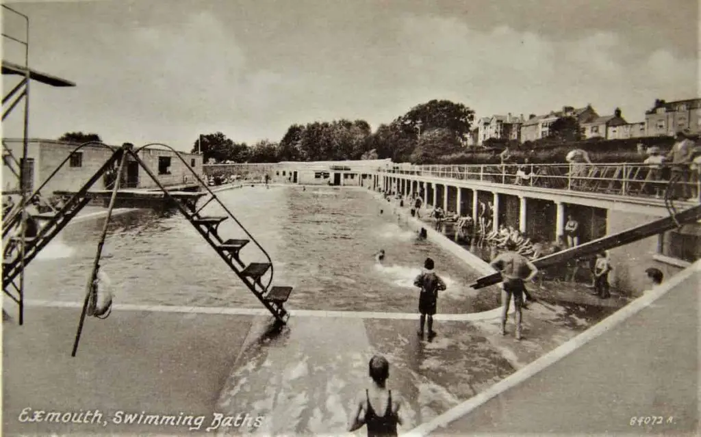 Vintage postcard of the swimming baths at Exmouth, Devon, England