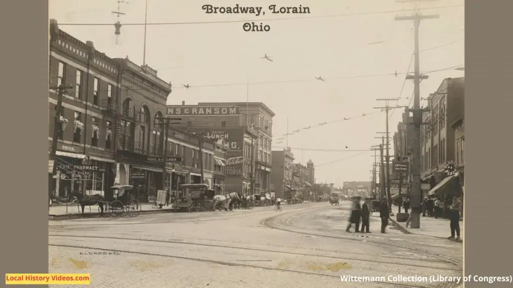 Old photo of Broadway in Lorain, Ohio