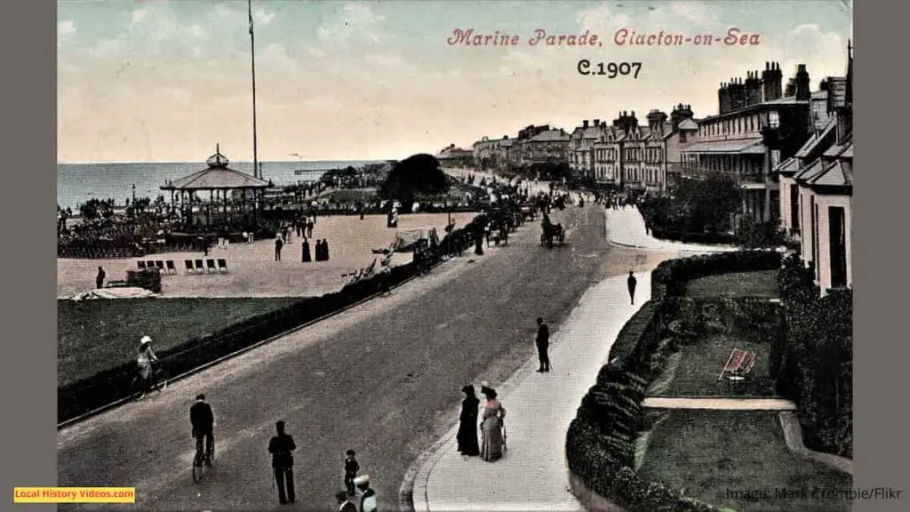 Old photo postcard of Marine Parade, Clacton-on-Sea, Essex, circa 1907