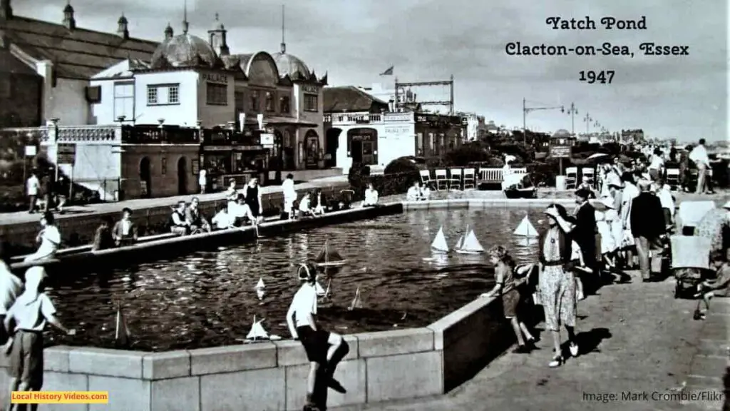 Old photo postcard of the Yatch Pond in Clacton-Sea, circa 1947
