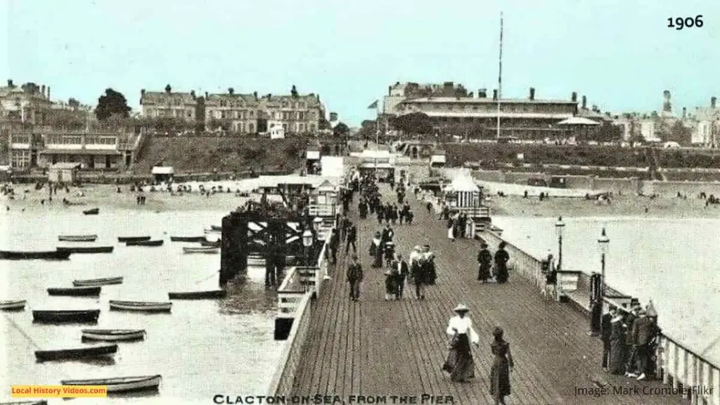 Vintage photo postcard of the pier at Clacton-on-Sea, Essex, circa 1906