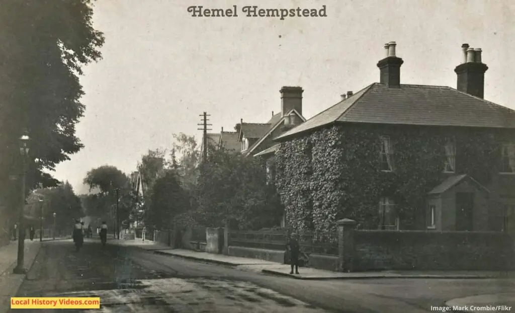 Old photo postcard of a street in Hemel Hempstead