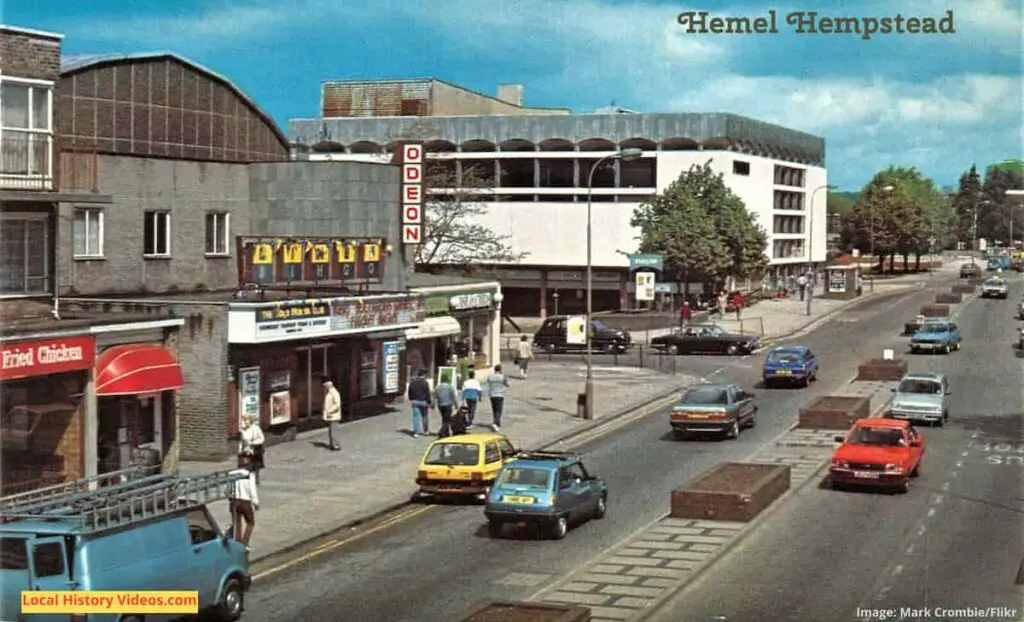 Vintage postcard of the Odeon in Hemel Hempstead