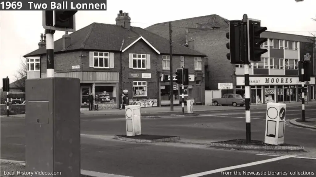 Old photo of the junction on Two Ball Lonnen, Fenham, Newcastle upon Tyne, in 1969