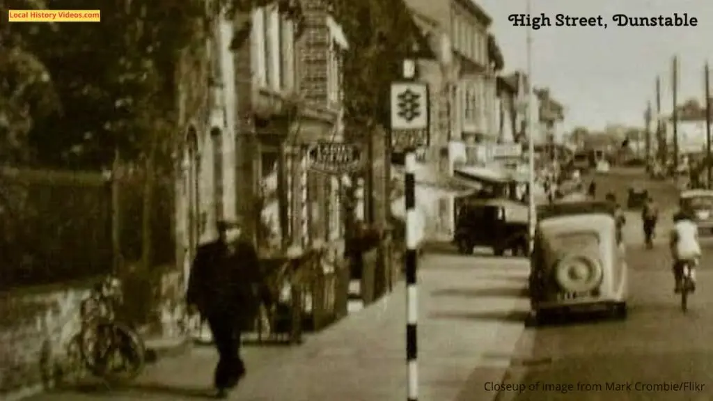 Closeup of a vintage postcard of the High Street, Dunstable, Bedfordshire